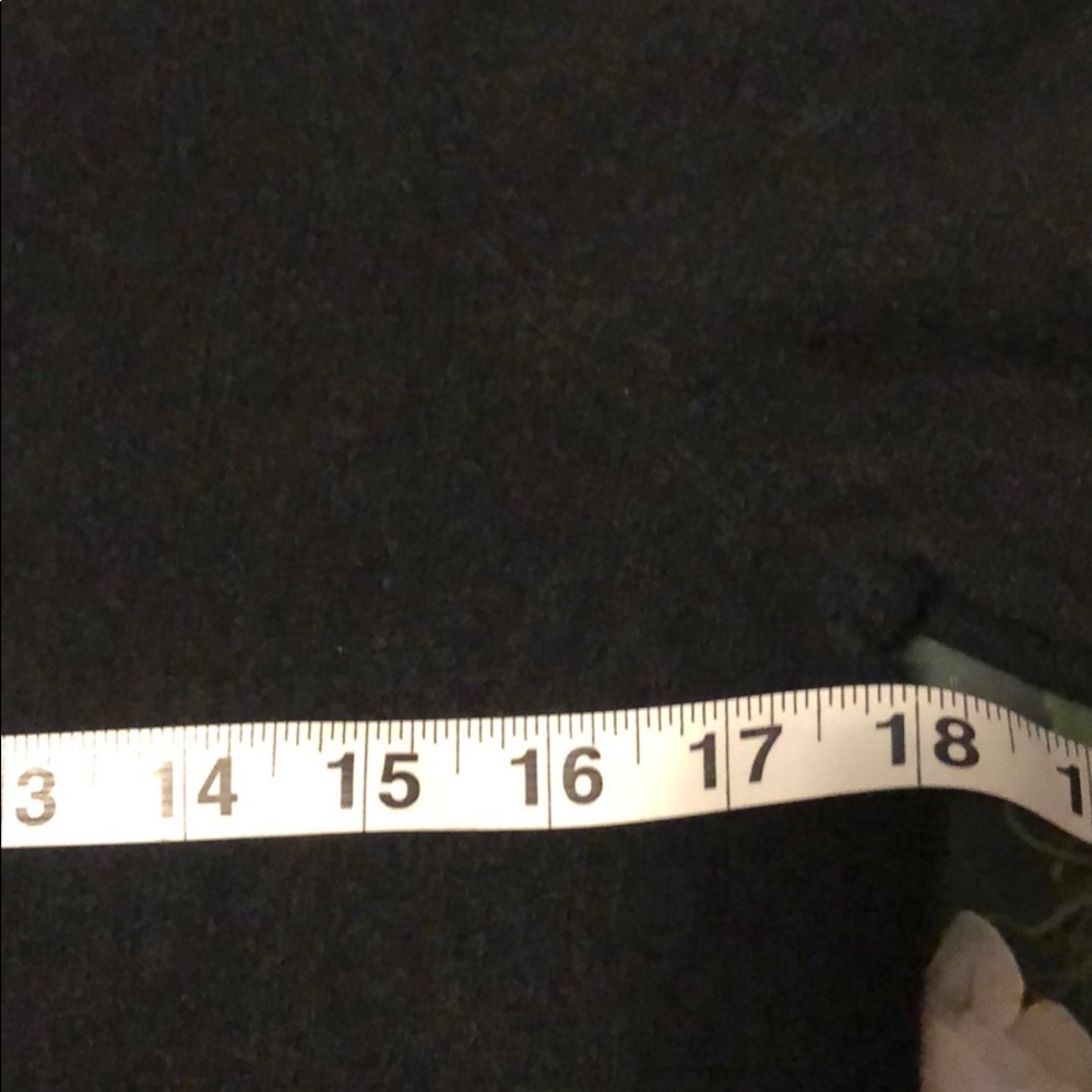 Used size S - Picture 8 of 10